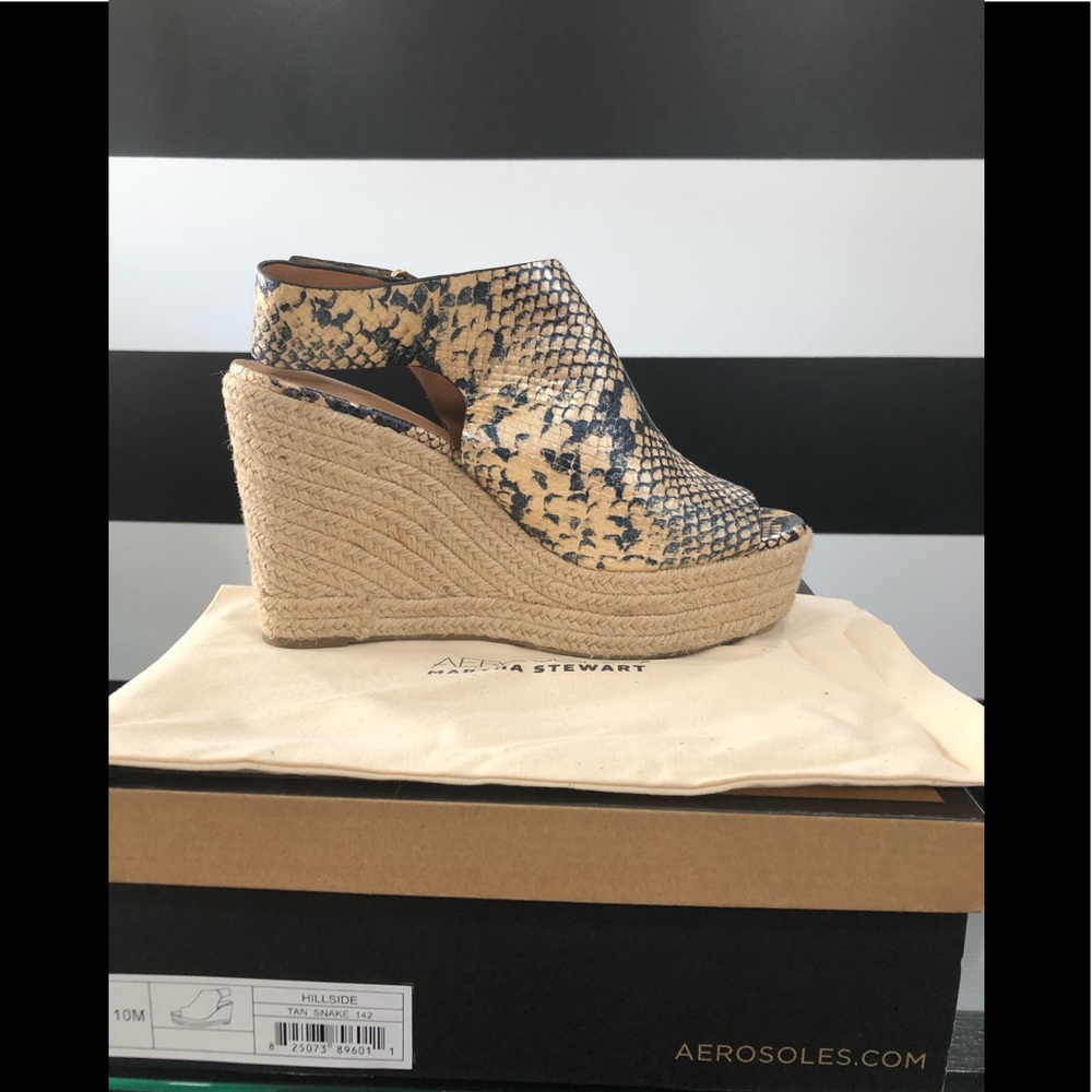 Martha Stewart Hillside leather Snake Wedge Sandal